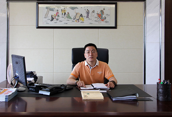 1569809961119555.jpg 袁波wangzhan.jpg